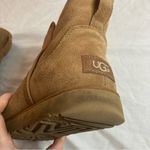 UGG  Classic Mini Boot Size 8 Tan Sheepskin Photo 4