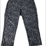 Athleta ✨ WOODLANDS CHATURANGA CAPRI✨ Photo 5