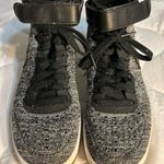 Nike Basketball Shoes Size 7 women’s Photo 0