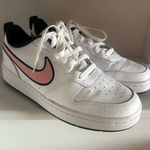 Nike  Sneakers Photo 0