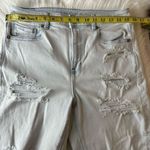 American Eagle  Outfitters Mom Jeans Ripped High Waist Size 8 Short Photo 4