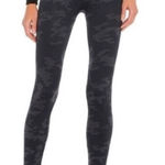 Spanx  NWT Look At Me Now Leggings Women’s Small Camo Seamless High Waist Shaping Photo 0