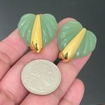 Unsigned Unique Vintage Molded Leaf Lucite Faux Jade Gold Photo 3