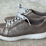 Clarks  Caroline Ella Sneaker Bronze Metallic size 8.5 Photo 1