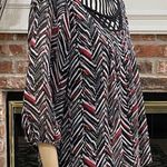 Alyx red and black chevron hi Photo 2