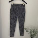 Tinseltown NWT  Zebra Print Jeans. Size 3‎ Mid Rise Skinny Photo 3