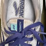 Brooks  Adrenaline GTS 22 Women's Gray Running Shoes Size 10B Photo 5