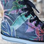 Converse ALL STAR CHUCK TAYLOR TROPICAL SHOES Size 9 Photo 7