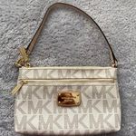 Michael Kors Small Purse Photo 0