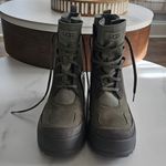 UGG New  Lug Moss Green Women’s Combat Boots. ,Size 9 Heel Height 2 1⁄2 in Photo 4