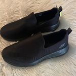 Skechers  Women’s Black Slip-On Shoes size 10 brand new see all photos Photo 0