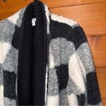 Sonoma Black Puffer Sweater with Cozy Design Photo 1