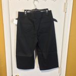 DKNY women's size 2 long wide stretch leg bermuda walking capri shorts 29" waist Photo 2