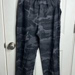Aritzia NWT TNA New Alix Dark Eclipse Camo Cargo Jogger Pants Size Medium Photo 6