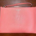 Kate Spade Wristlet Photo 0