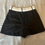 Know One Cares Contrast Waist Shorts Photo 1