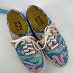 Seavees  size 7.5 Photo 2