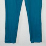 Tahari ‎ Jeans Photo 5
