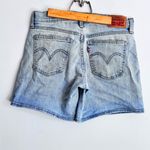 Levi's Levi’s Women’s Mid Length Mid Rise Light Wash Distressed Denim Shorts Size 27 Photo 4