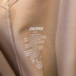 SKIMS New without tags Body Molded Underwire Thong Bodysuit Large in Clay Photo 2