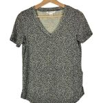 Athleta  Breezy Scoop V-Neck Animal Print Short Sleeve T-Shirt XXS Photo 1