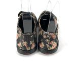 Vans  Black Low Top Rose Pattern Lace Up Sneakers Photo 3
