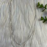 Tripple pearl layered silver tone necklace Photo 2