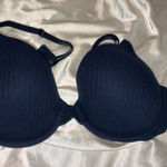 Victoria's Secret  T-Shirt Lightly Lined Bra Photo 0