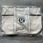 Lululemon Daily Multi Pocket Canvas Tote Bag New With Tags 20L Photo 6