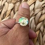 Swavorski Swarovski crystal lumigreen flower ring with authenticity tag size 8 Photo 0