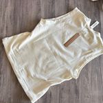 SKIMS New  Top L Photo 1