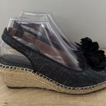 Clarks  Artisan Shoes Women 7 1/2 M Blue Hessian Wedge Sandals Flower Boho Preppy Photo 2