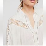 Free People  Katie Bird White Lace Inlet long sleeve button down top size XS Photo 2