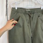 Cotton On Women’s Green Zipped Pocket Jogger Pants Size 6 Photo 1