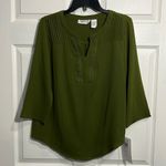 New Direction  Blouse With Pleated Accent - Size Large - Green. NWT Photo 0