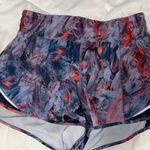 Lululemon Hotty Hot Short 2.5” Photo 0