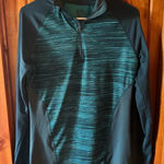 Champion  Women's Pullover Size M long  Sleeve Duo Dry‎ 1/4 Zip Photo 0