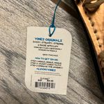 Vines Originals Gold Sandals Size 7 Photo 2