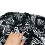 Y2K Black & White Abstract Floral Tank Top Size L Photo 4