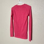 Lululemon  Swiftly Tech Longsleeves Size 6 Photo 7