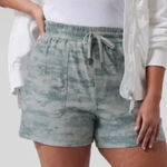 Athleta NWT  Farallon Short Green Gray Fog Camo Drawstring Size 2X Photo 0