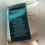 Ralph Lauren - Woman’s Gray &‎ Fuzzy Vest size small Photo 6