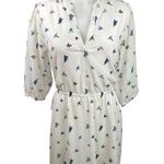 Yumi White Bird Print V Photo 0