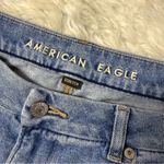 American Eagle  Curvy Mom Jeans – Size 18 Regular – Light Wash – Stretch Denim Photo 2