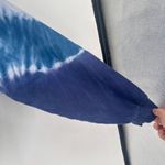 Gap Women’s Tie-Dye Crewneck Sweatshirt Blue pullover Small Lounge Casual Photo 9