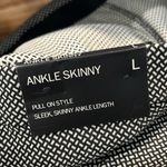 Hollywould  Ankle Skinny Pull on Style Pants Black & White Print-Large Photo 4