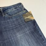 Eddie Bauer Women's Curvy Med Wash Mid Rise Crop Capri Denim Jeans Sz10P New # Photo 2