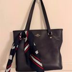 Coach Tote Bag Photo 0