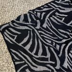St John Sport Women’s Black Animal Print Blanket Shawl Scarf Wrap One Size Photo 5