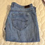 Lee Relaxed Fit Womens 18 Short Straight Leg Jeans 36x28 Mid Rise Stretch Casual Photo 1